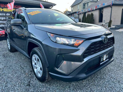 2020 Toyota RAV4 LE