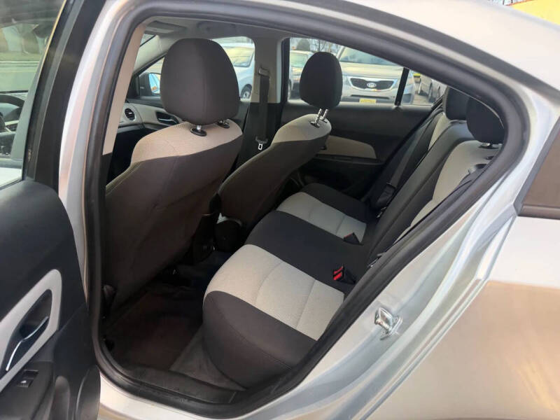 2016 Chevrolet Cruze Limited LS Auto