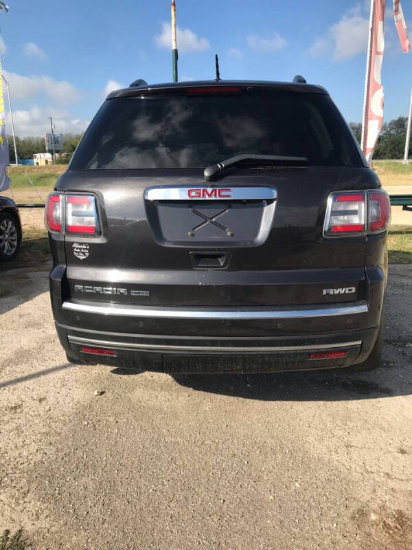 2017 GMC Acadia Limited Base photo 2