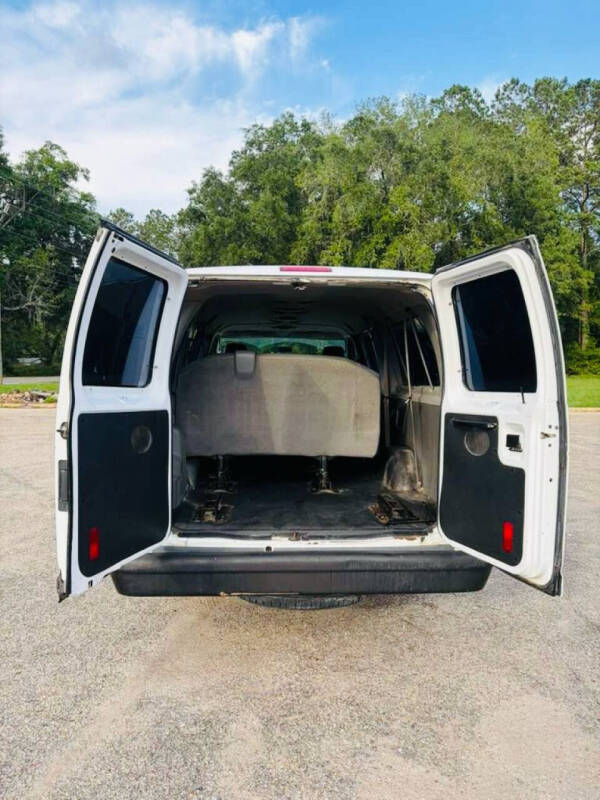 2014 Ford E-Series E-350 SD XL