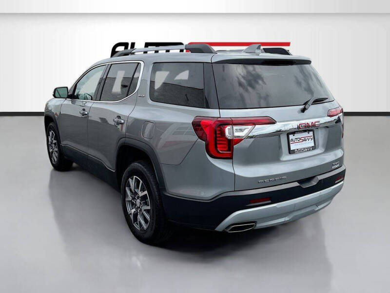 2023 GMC Acadia SLT