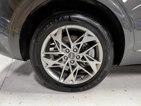 2025 Genesis GV70 2.5T Standard