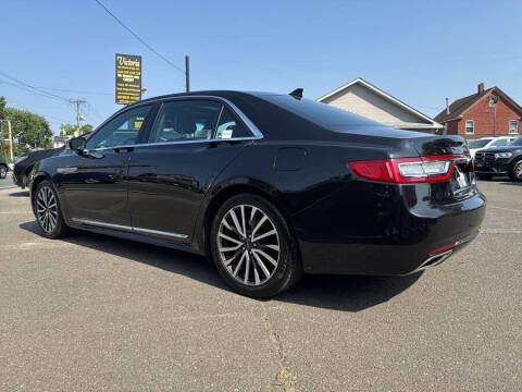2019 Lincoln Continental Select