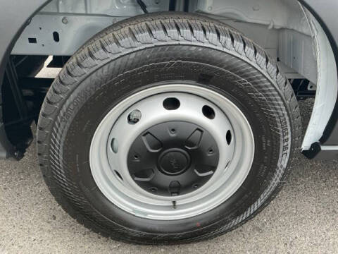 2025 Ford Transit 250