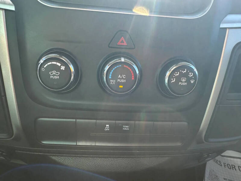 2013 RAM 1500 SLT