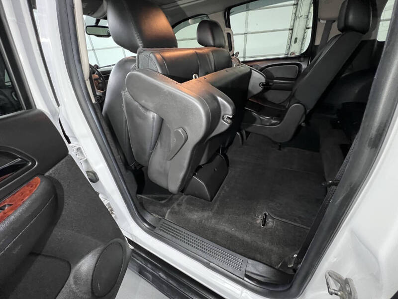 2014 Chevrolet Suburban LT