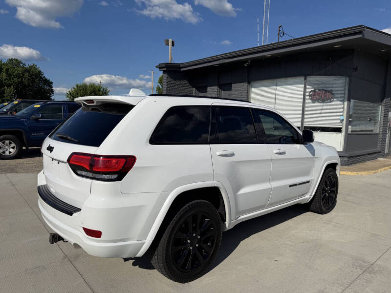 2018 Jeep Grand Cherokee Altitude