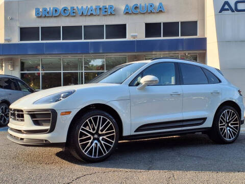 2022 Porsche Macan