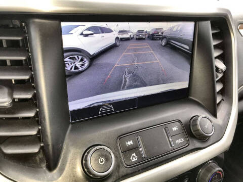 2023 GMC Acadia SLE