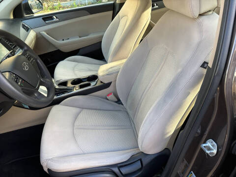 2016 Hyundai Sonata SE