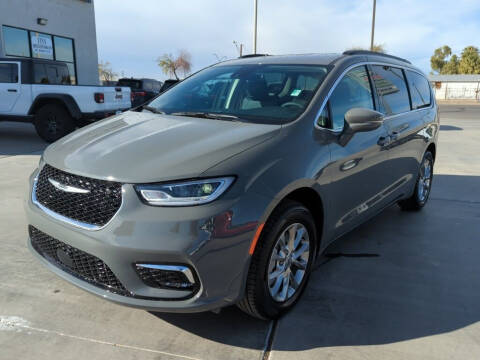 2022 Chrysler Pacifica for sale at Finn Auto Group in Blythe CA