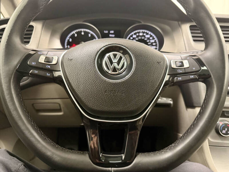 2015 Volkswagen Golf TSI S