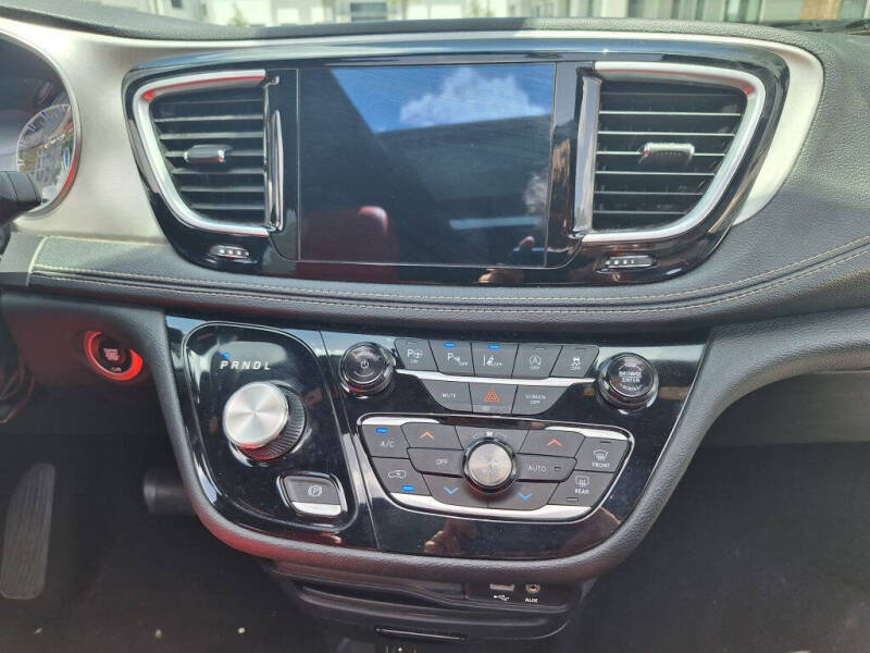 2020 Chrysler Pacifica Limited