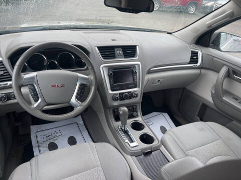 2015 GMC Acadia SLE-2