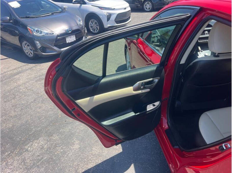 2014 Lexus CT 200h