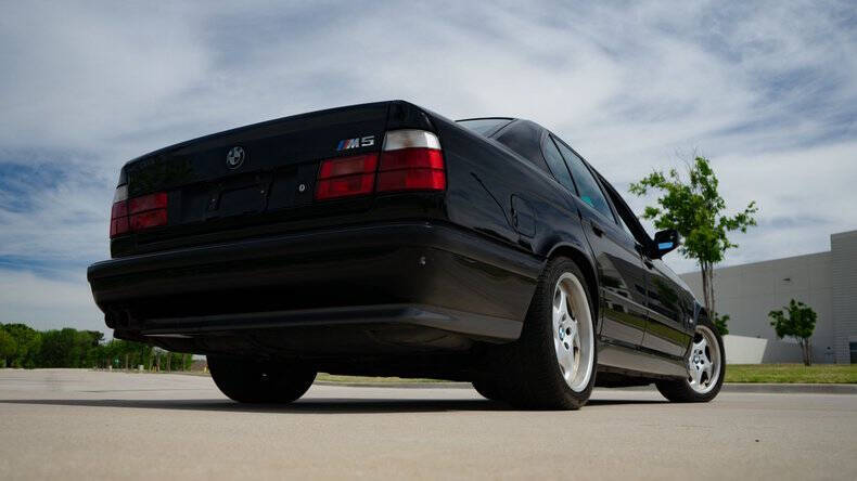 1991 BMW M5