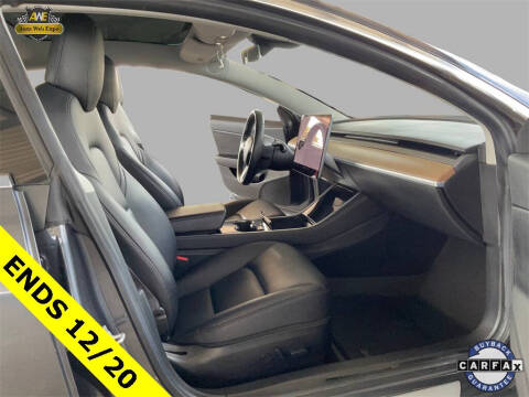 2019 Tesla Model 3 Standard Range Plus