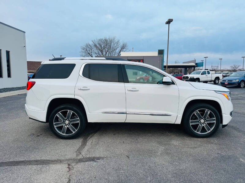 2019 GMC Acadia Denali