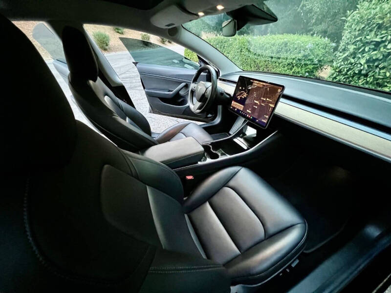 2018 Tesla Model 3 Mid Range