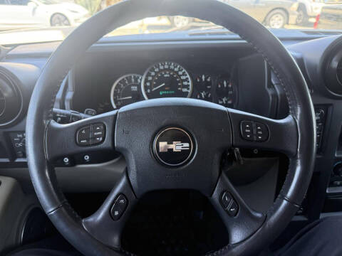 2005 HUMMER H2