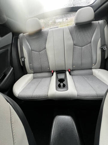 2013 Hyundai Veloster
