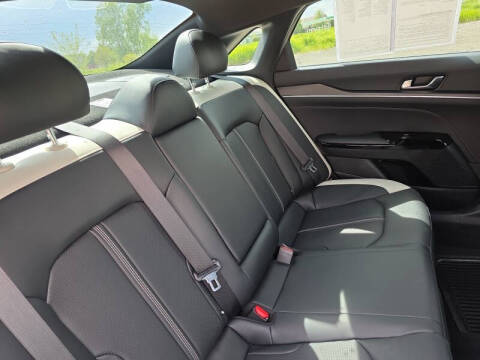 2025 Kia K5
