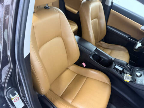 2011 Lexus CT 200h Premium