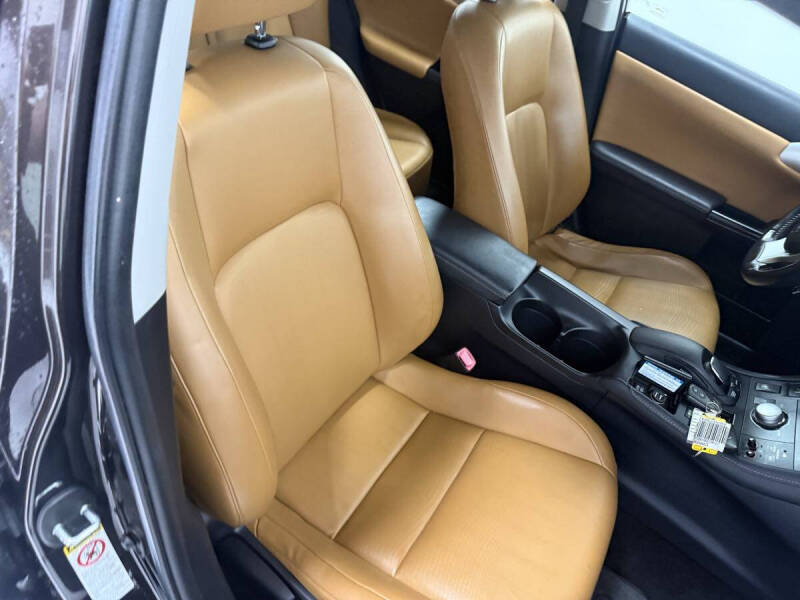 2011 Lexus CT 200h Premium