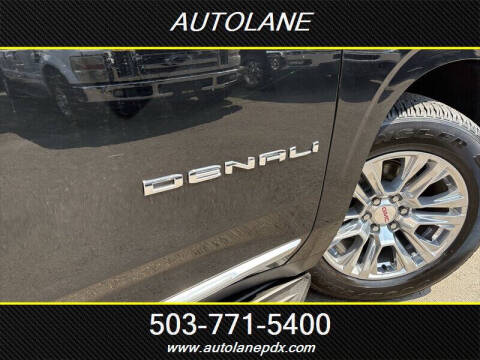 2023 GMC Yukon Denali