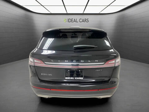 2019 Lincoln Nautilus Select