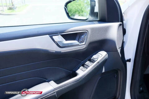 2021 Ford Escape SE