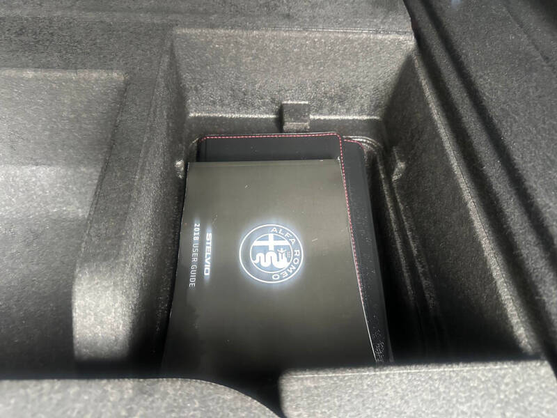 2019 Alfa Romeo Stelvio Ti Lusso