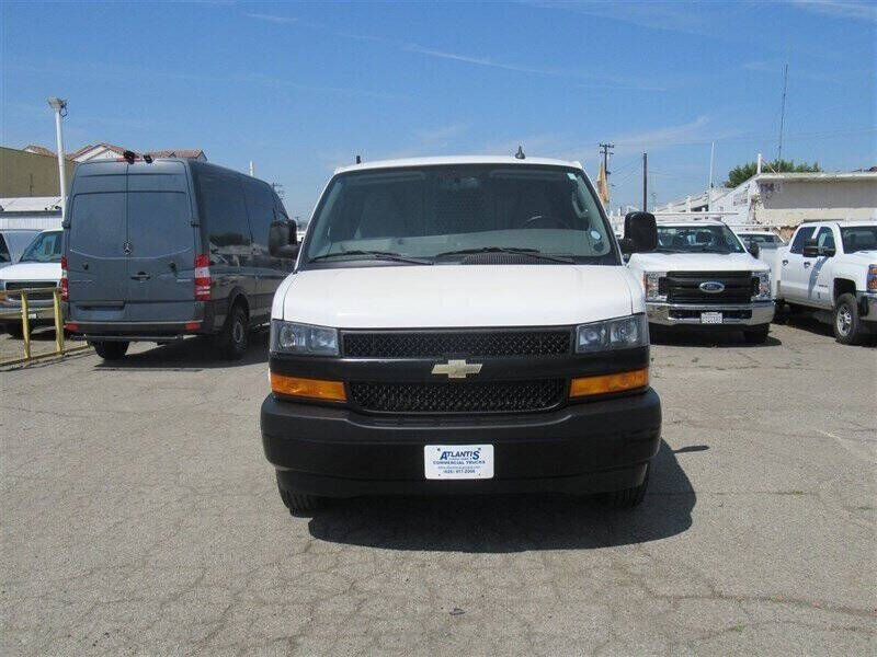 2022 Chevrolet Express 2500