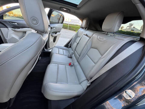 2019 Cadillac XT4 Premium Luxury