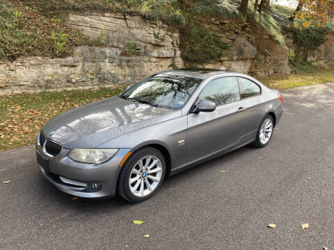 2011 BMW 3 Series for sale at Bogie's Motors in Saint Louis MO