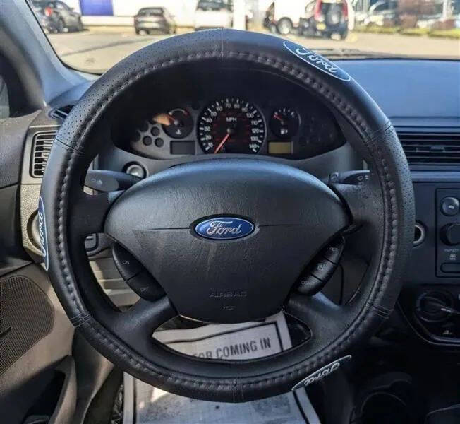 2007 Ford Focus ZX4 S