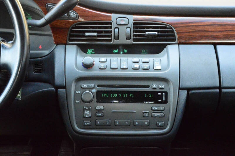 2004 Cadillac DeVille