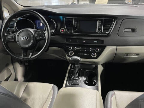 2018 Kia Sedona LX