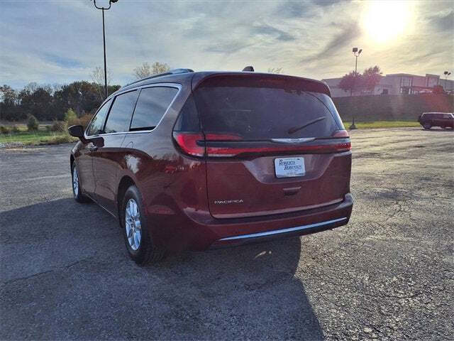 2021 Chrysler Pacifica Touring L