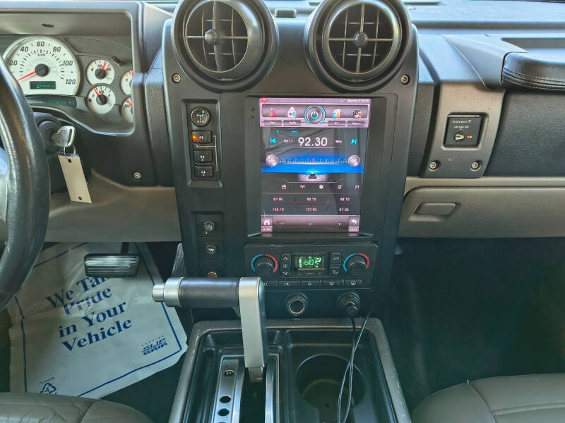 2004 HUMMER H2