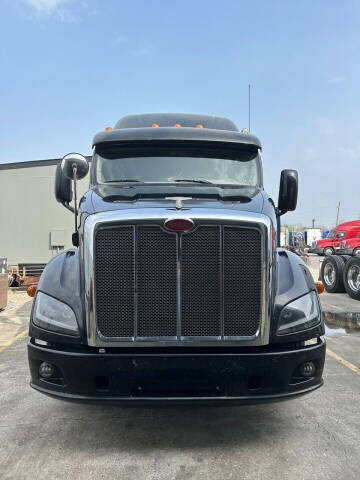 2014 Peterbilt 587