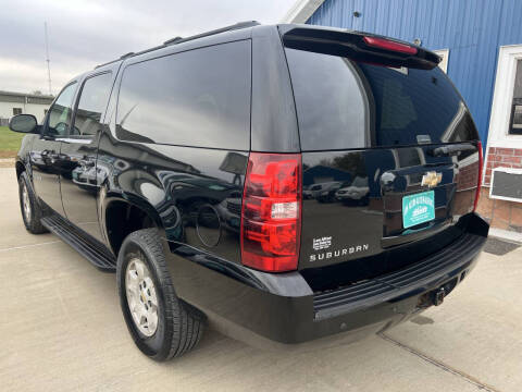 2011 Chevrolet Suburban LT