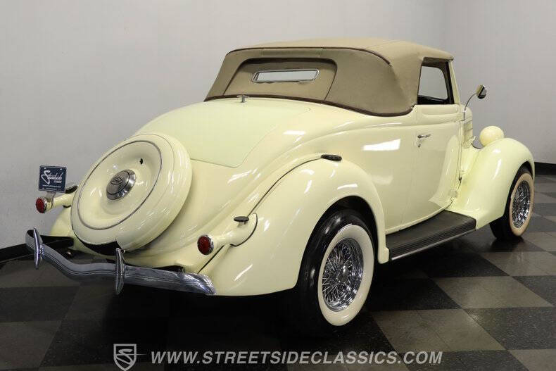 1936 Ford Cabriolet