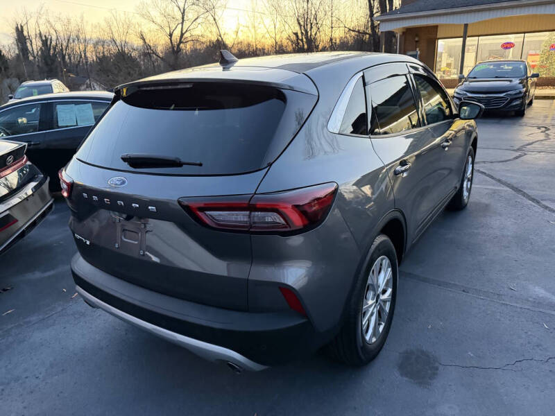2024 Ford Escape Active
