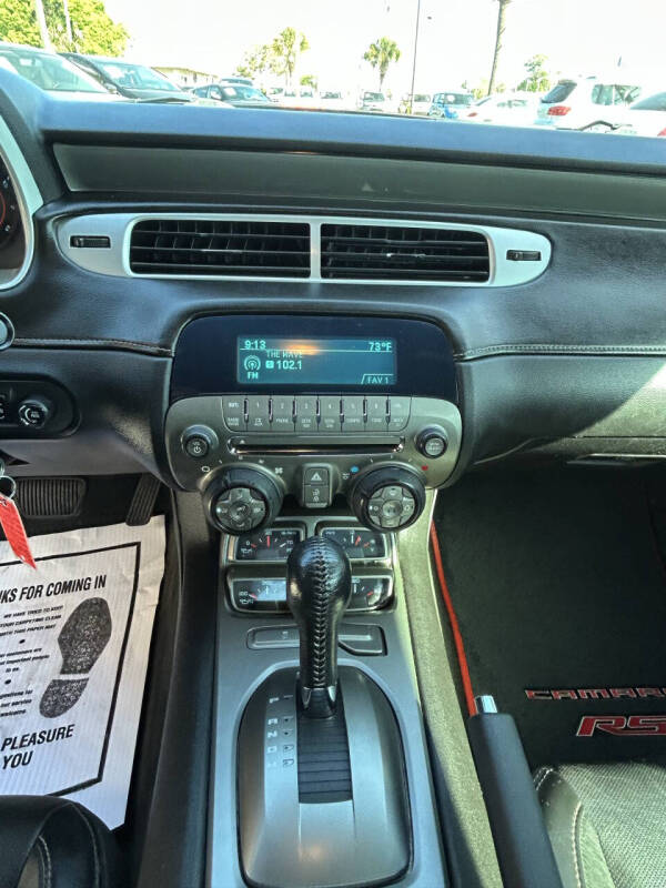 2012 Chevrolet Camaro 2LT - Photo 14