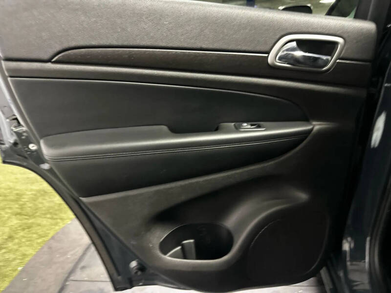 2018 Jeep Grand Cherokee Altitude