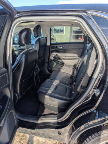 2016 Ford Edge Titanium