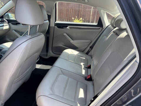 2016 Volkswagen Passat