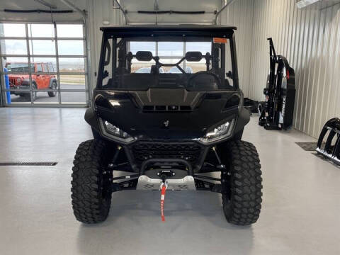 2025 Segway UT10 CREW