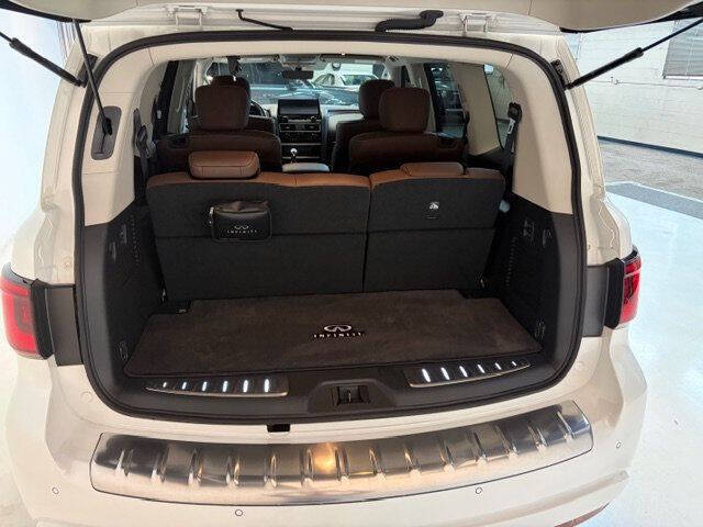 2024 Infiniti QX80 Premium Select